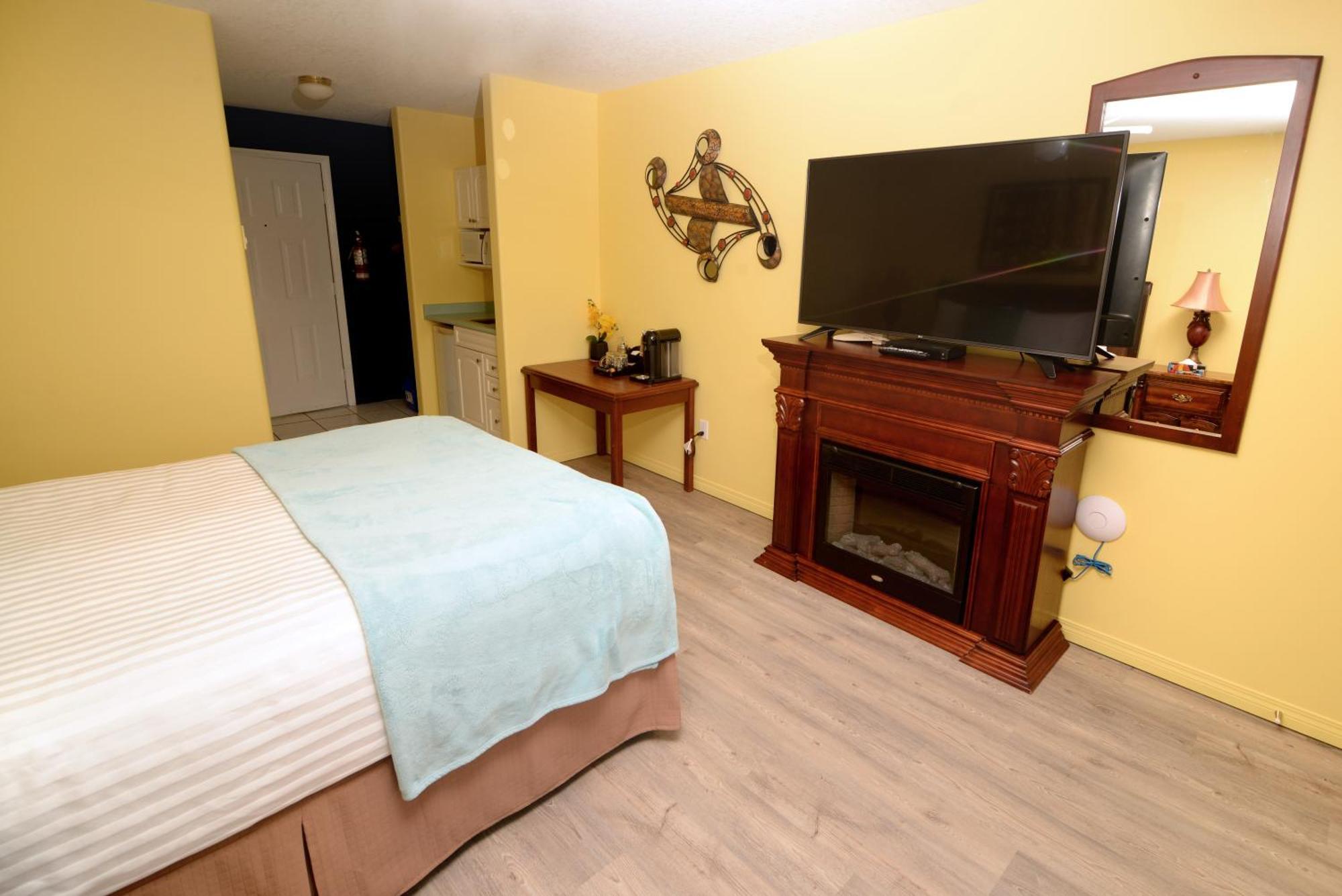 Casa Grande Inn Qualicum Beach Eksteriør billede