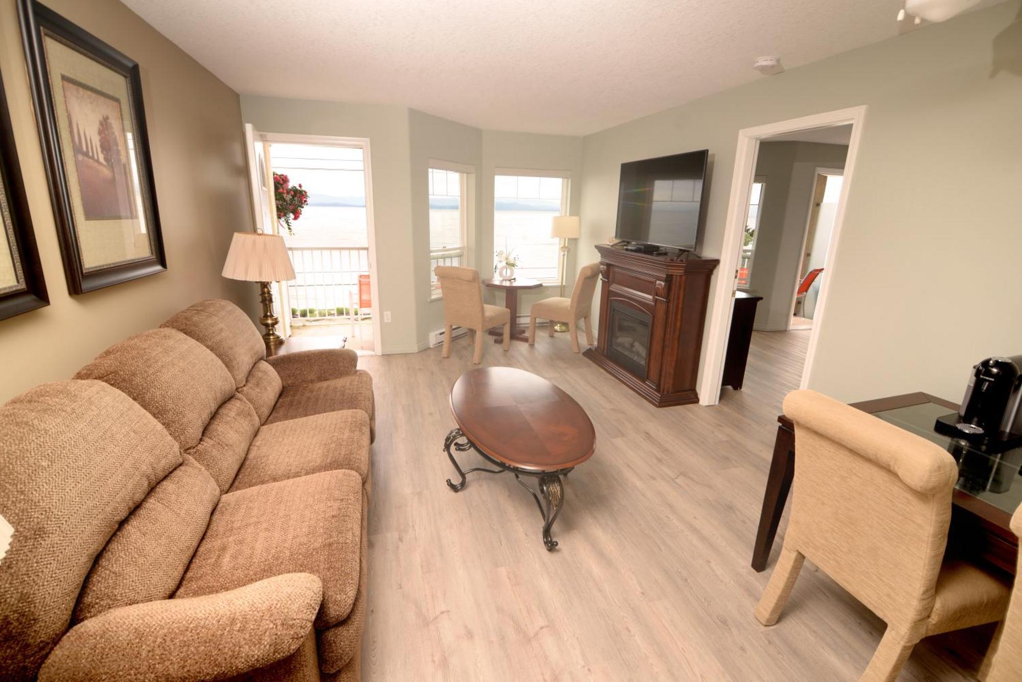 Casa Grande Inn Qualicum Beach Eksteriør billede