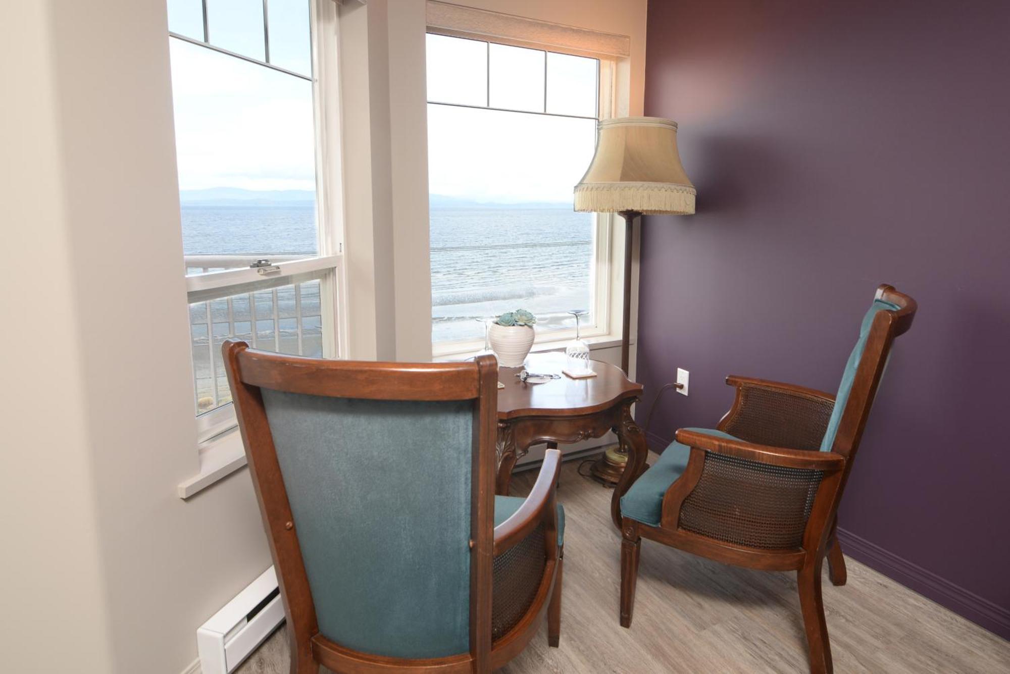 Casa Grande Inn Qualicum Beach Eksteriør billede